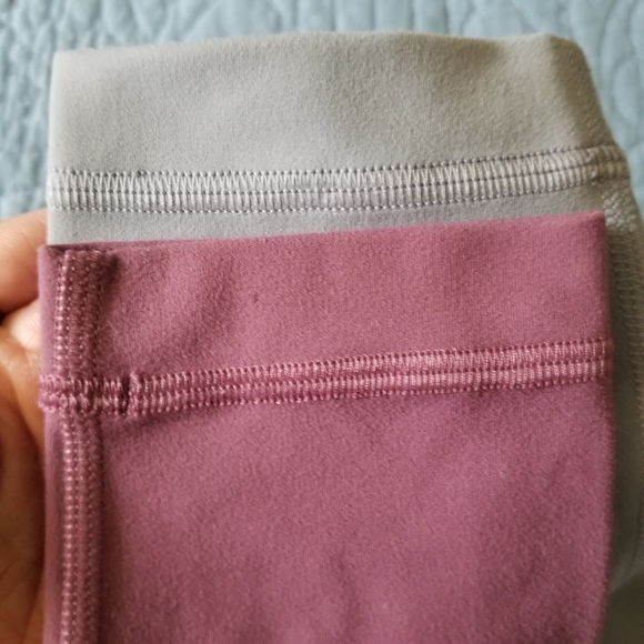 LULULEMON Vintage Plum Align Leggings 25" Sz 0 - Picture 7 of 7